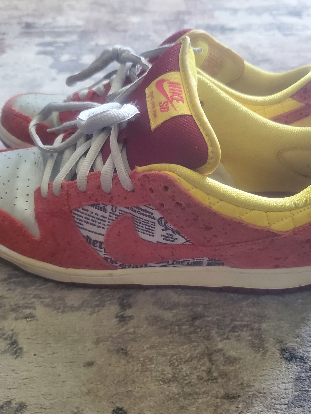 Nike Dunk Low SB Crawfish Sneakers Mens Size 12 - Picture 2 of 7